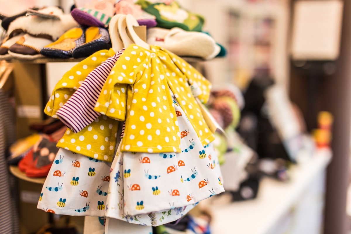 Girls' rain coat